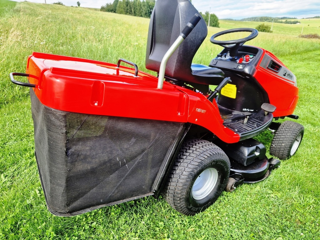 Zahradní traktor AGS SECO, Starjet Briggs 16HP 2V - 8