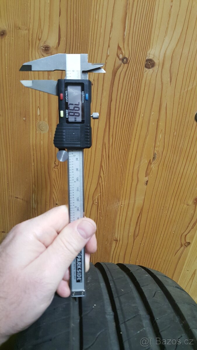 Prodám 4 letní pneu GOODYEAR EfficientGrip PERF2 215/65 R16 - 8