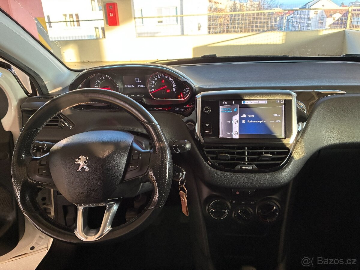 Peugeot 208 - max výbava - 8
