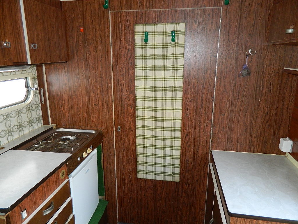 Karavan Wilk - 8