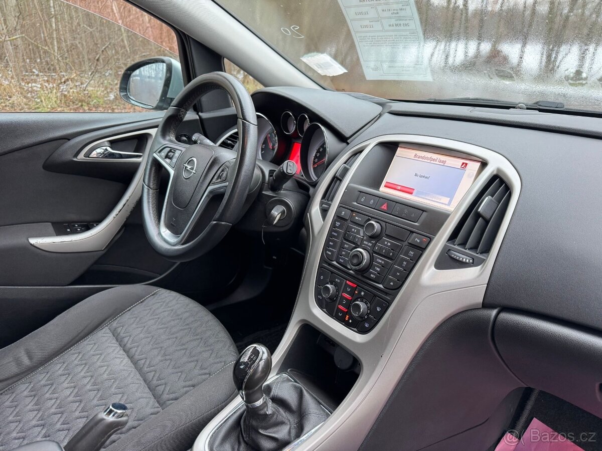 Opel Astra 1.7 CDTI - 8