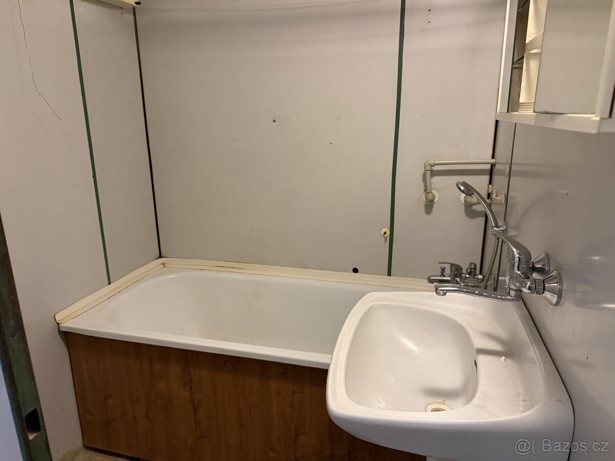 Byt 2+1, Vnitřní, Orlová - 8