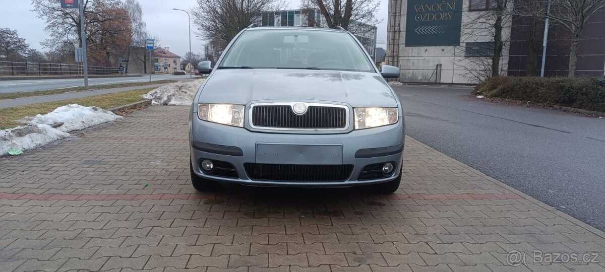 ŠKODA FABIA COMBI 1.4 16V 74kW - 8