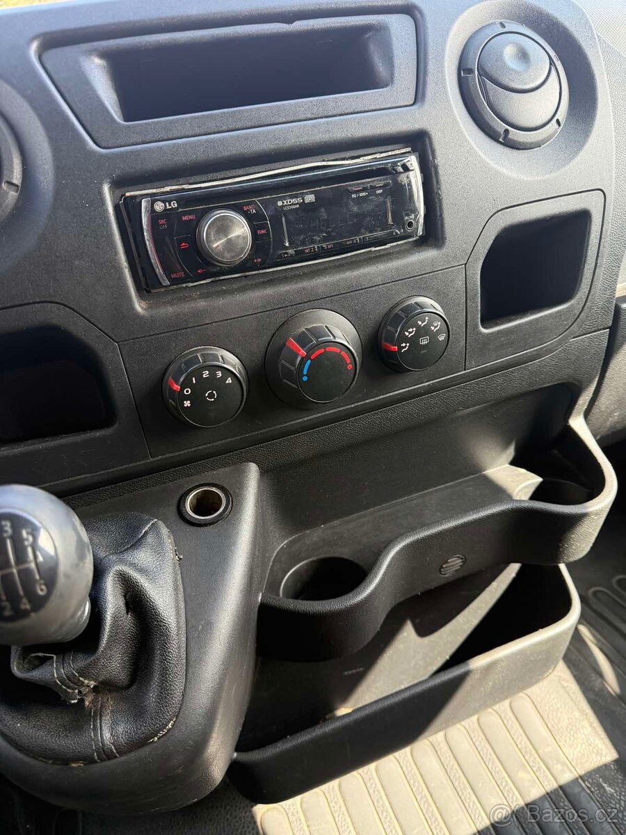Renault master 8míst - 8