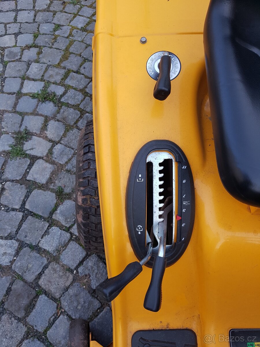 Zahradní traktor Cub Cadet CC 1019 HN - 8