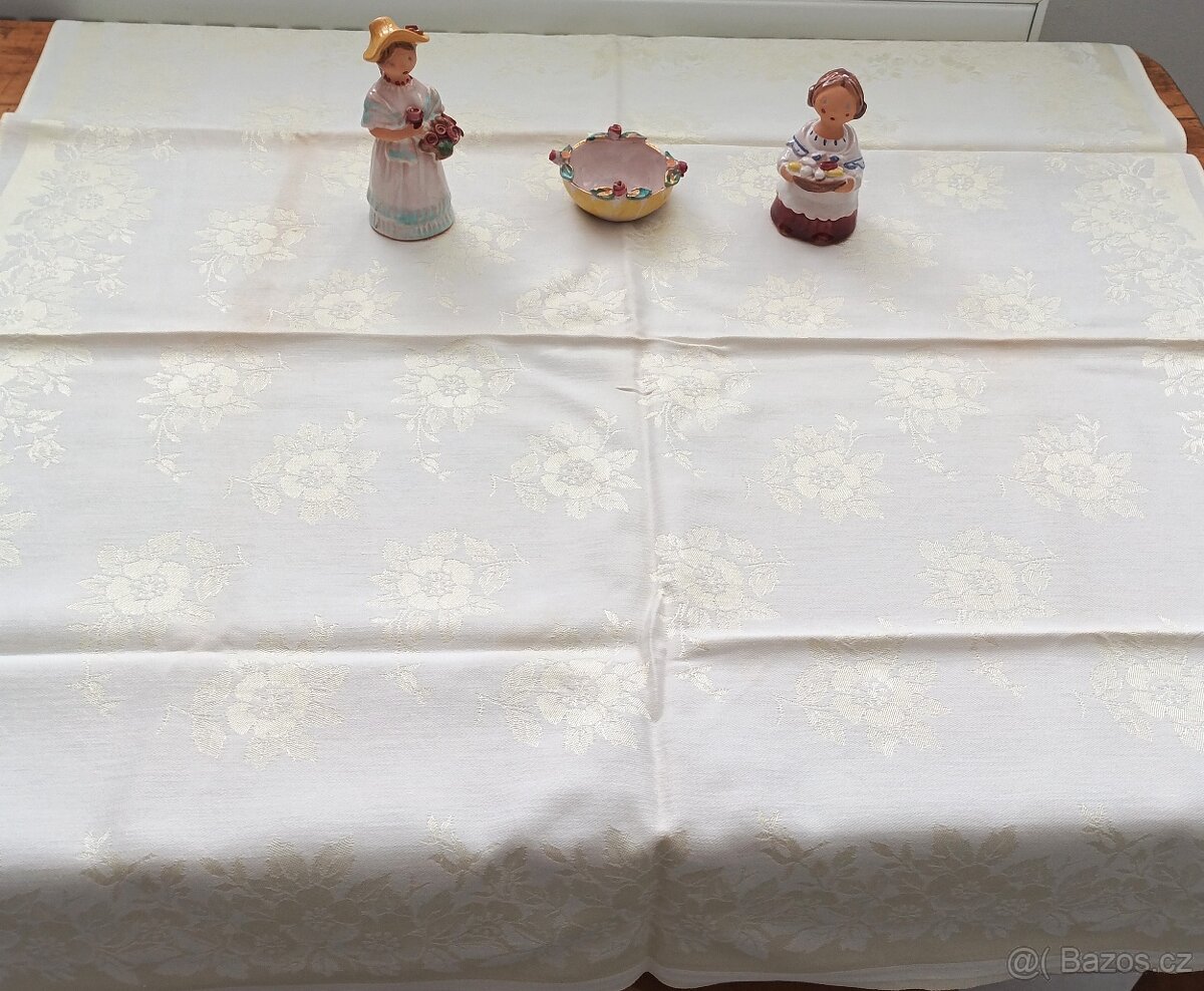 Retro - polička,dušičkové hrníčky,ubrusy,vajíčka, keramika - 8