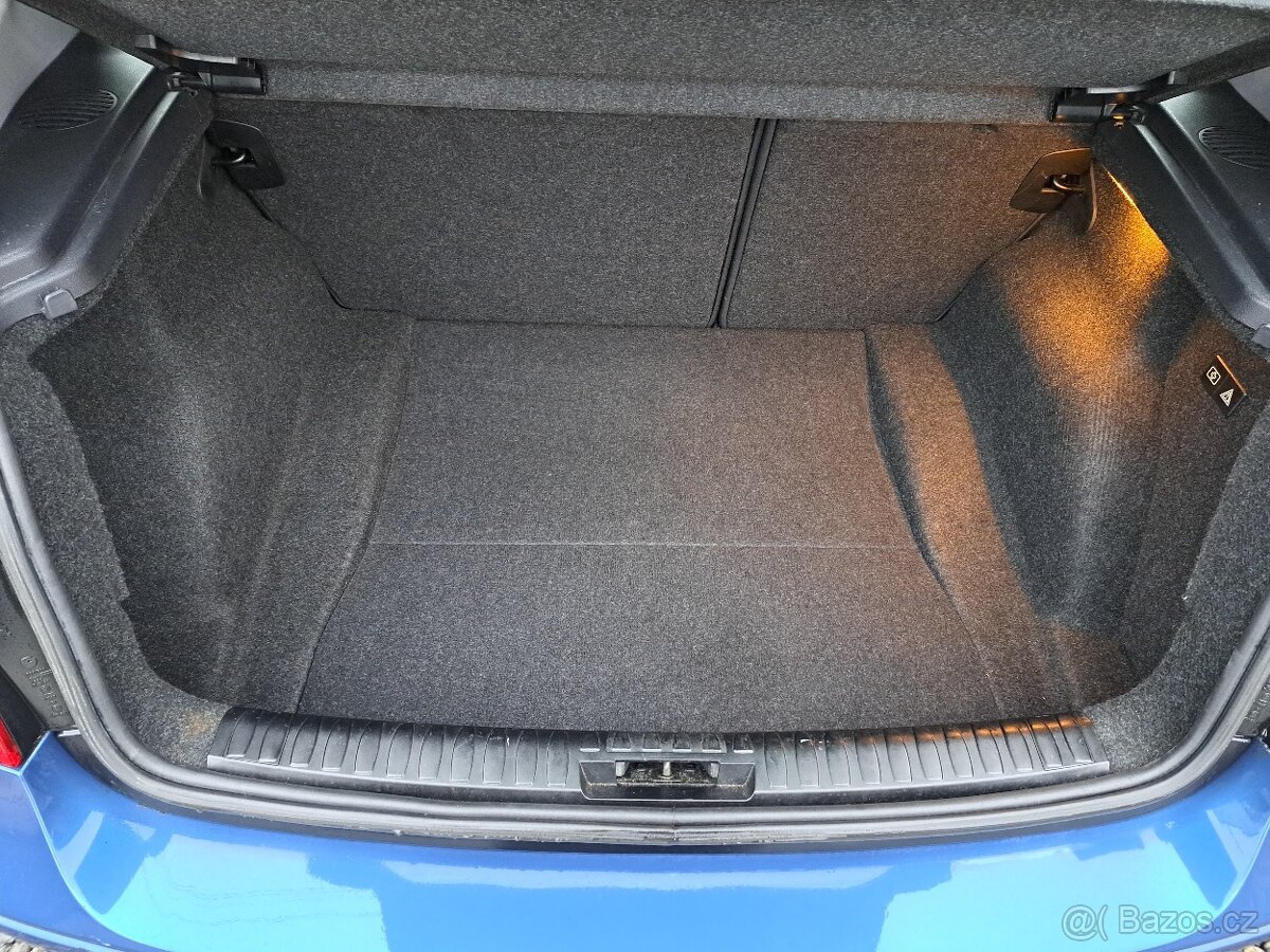 Prodám BMW 1.Model 116L r.v 2005 - 8