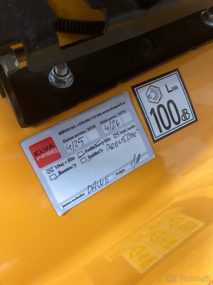 Traktor Cub Cadet XT1 OR106 - 8