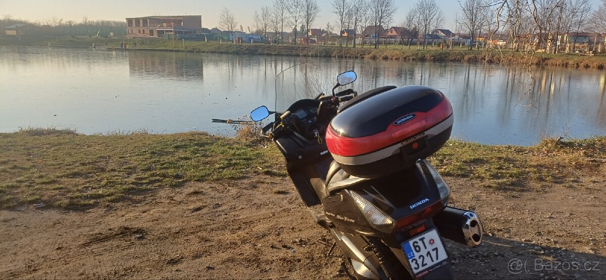 Honda Silver Wing FJS 400 D r.v.2006 - 8