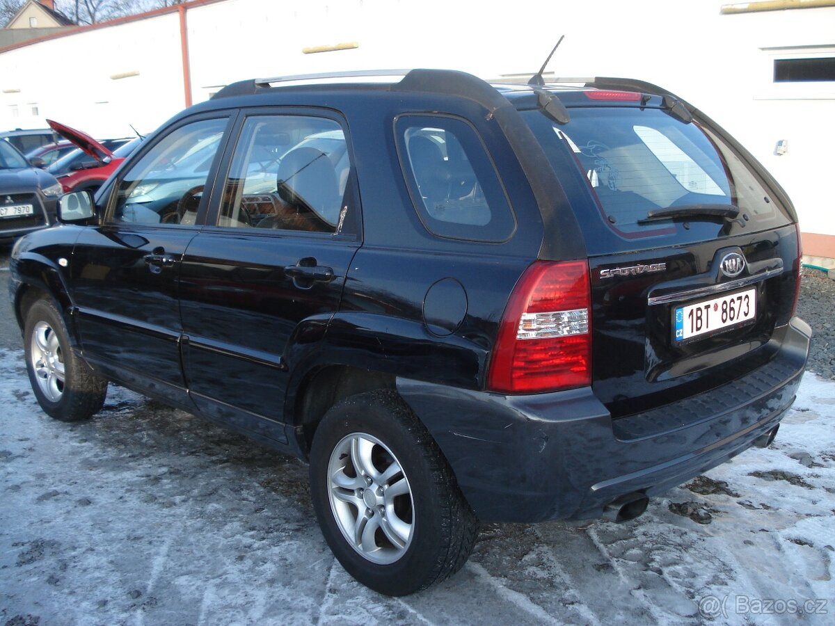 Kia Sportage 2.0 CRDI 4 x 4,NOVÁ STK - 8