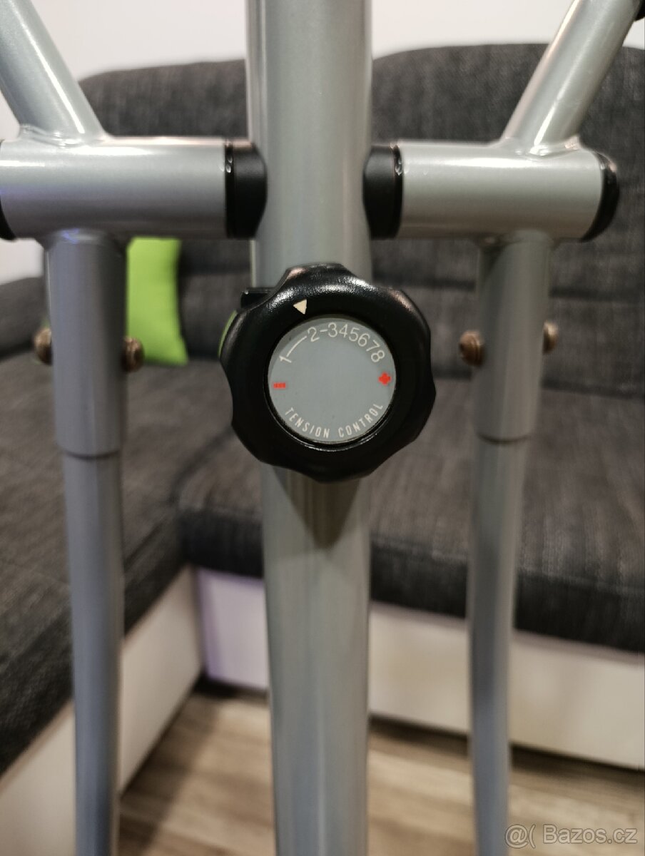 Eliptický trenažér KELER KMO - 701 - 8