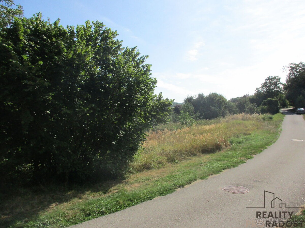 Prodej stavebního pozemku v Radějově - 8