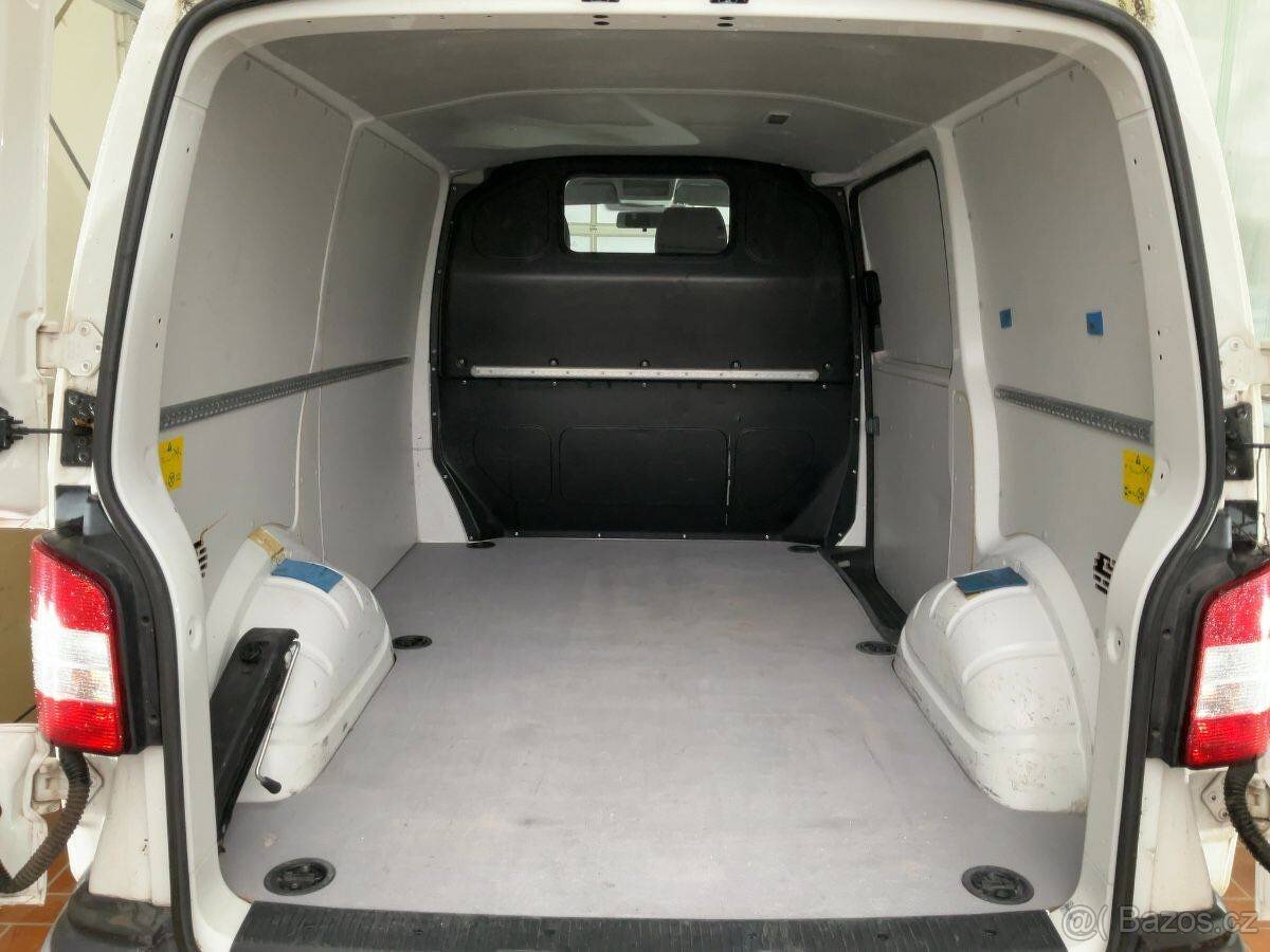 VW Transporter 2.0 TDI,DPH,2012,Tažné,1.Majitel. - 8