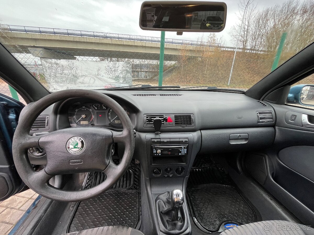 Škoda Octavia 1 - 8