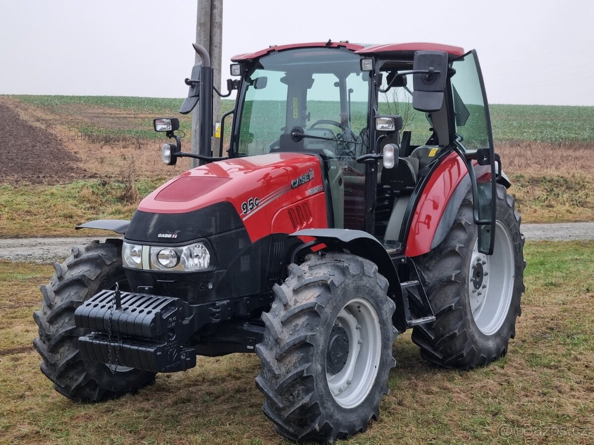 Prodám CASE Farmall 95C - 955 motohodin - 8