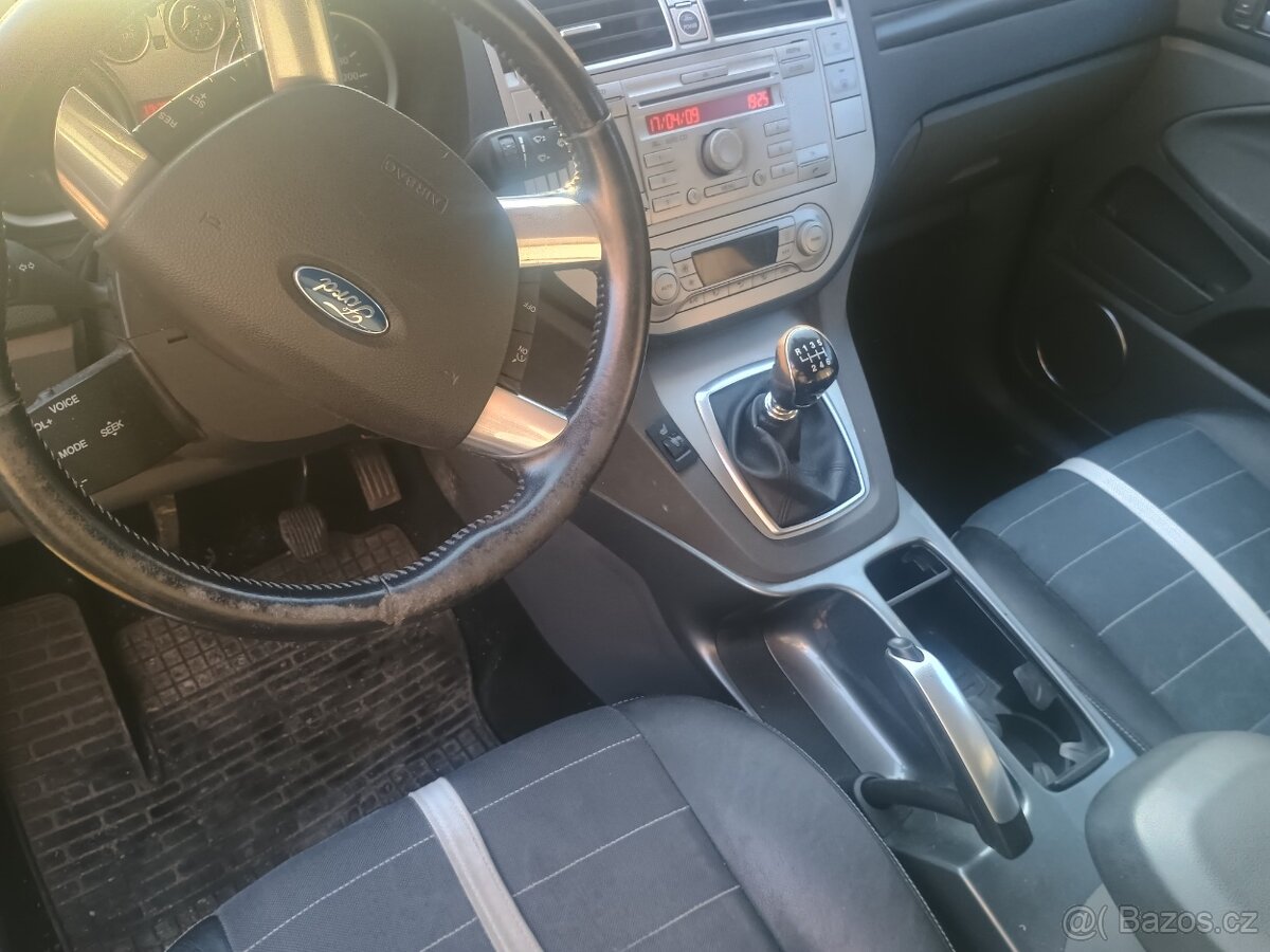 Ford Kuga 4x4 2,0 TDCi 100 kw - 8