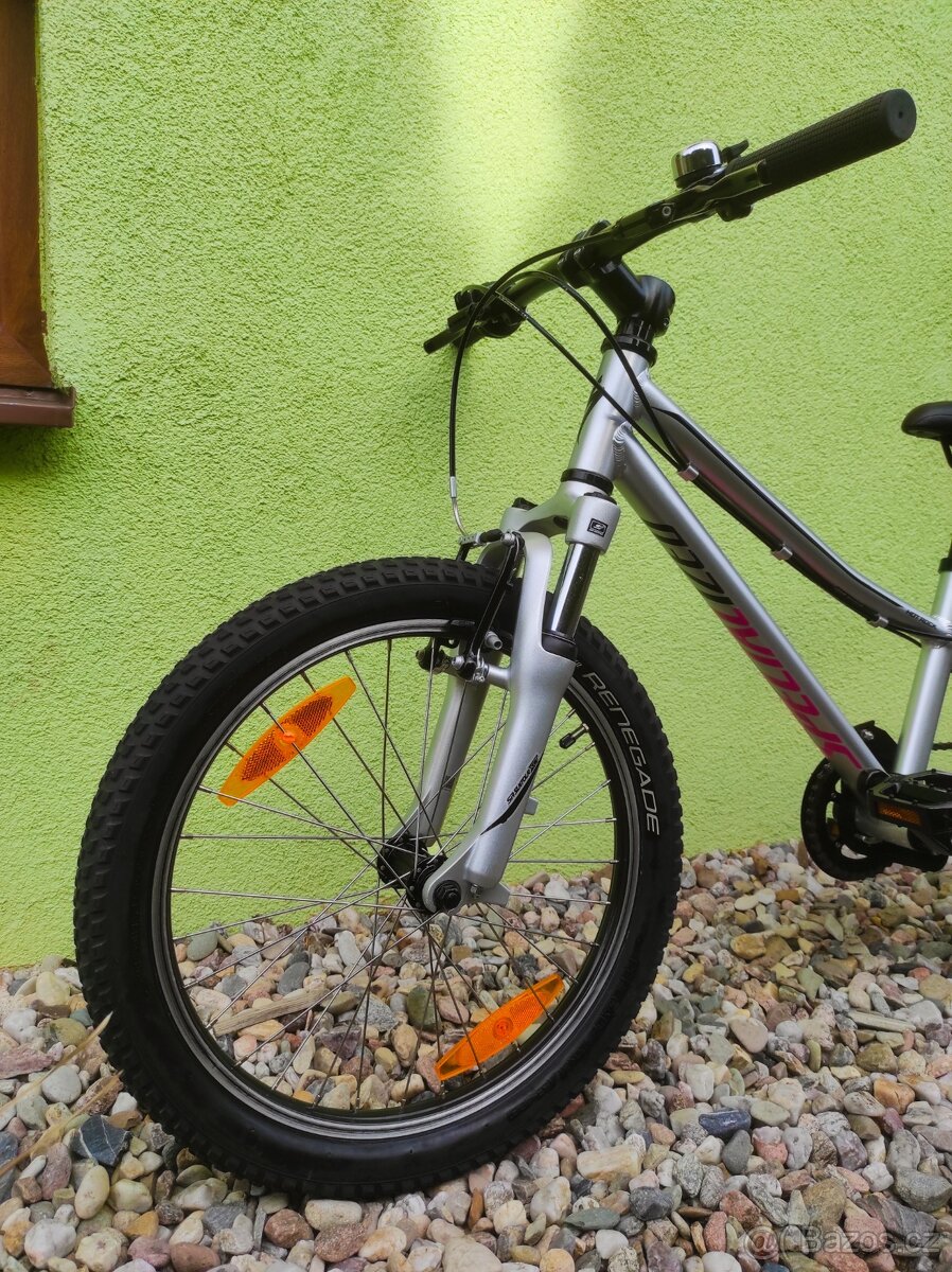Značkové dětské kolo Specialized 20" (stříbrná) - 8