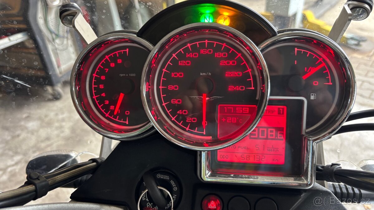 Moto Guzzi Breva 1100 - 8