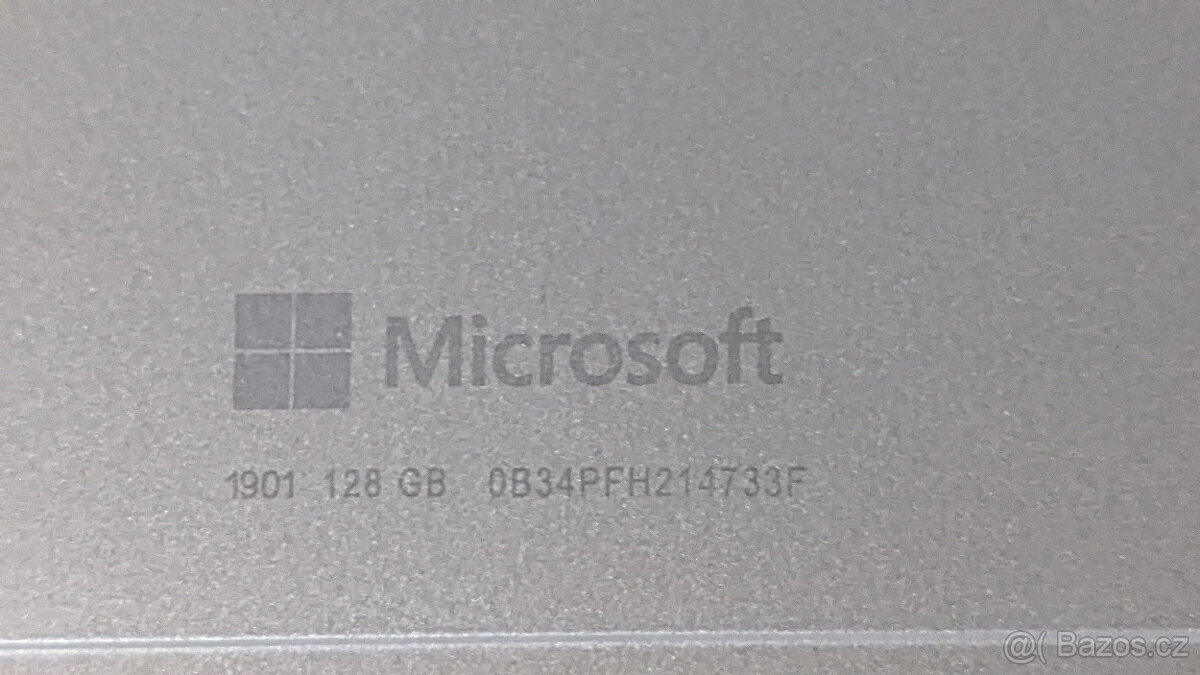 Tablet Microsoft Surface Go 3 + 2 klávesnice - 8