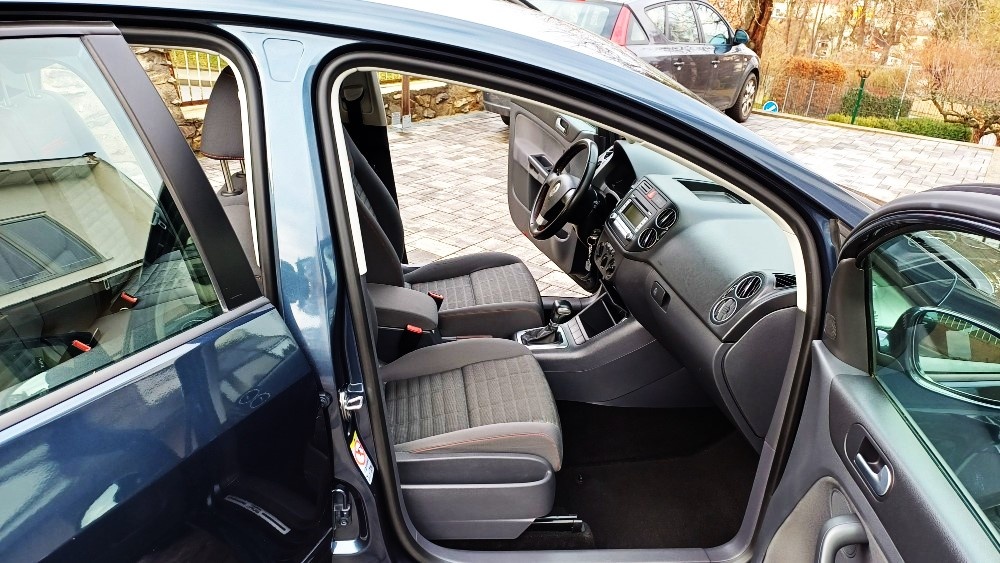 golf plus 1.6 fsi benzin automat ( velice pekny stav ) - 8