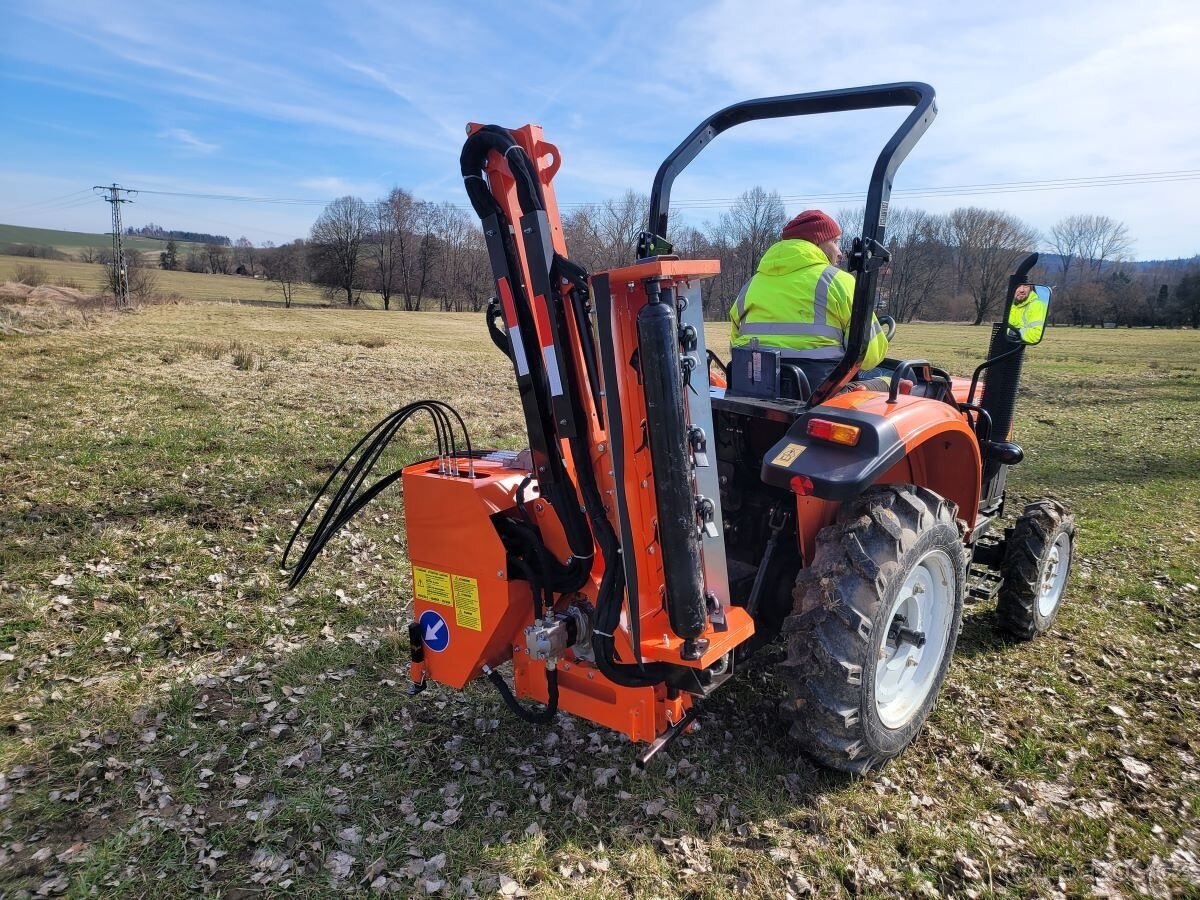 Mulčovací, hydraulické rameno Dabaki AM220 - C100 (vč.DPH) - 8