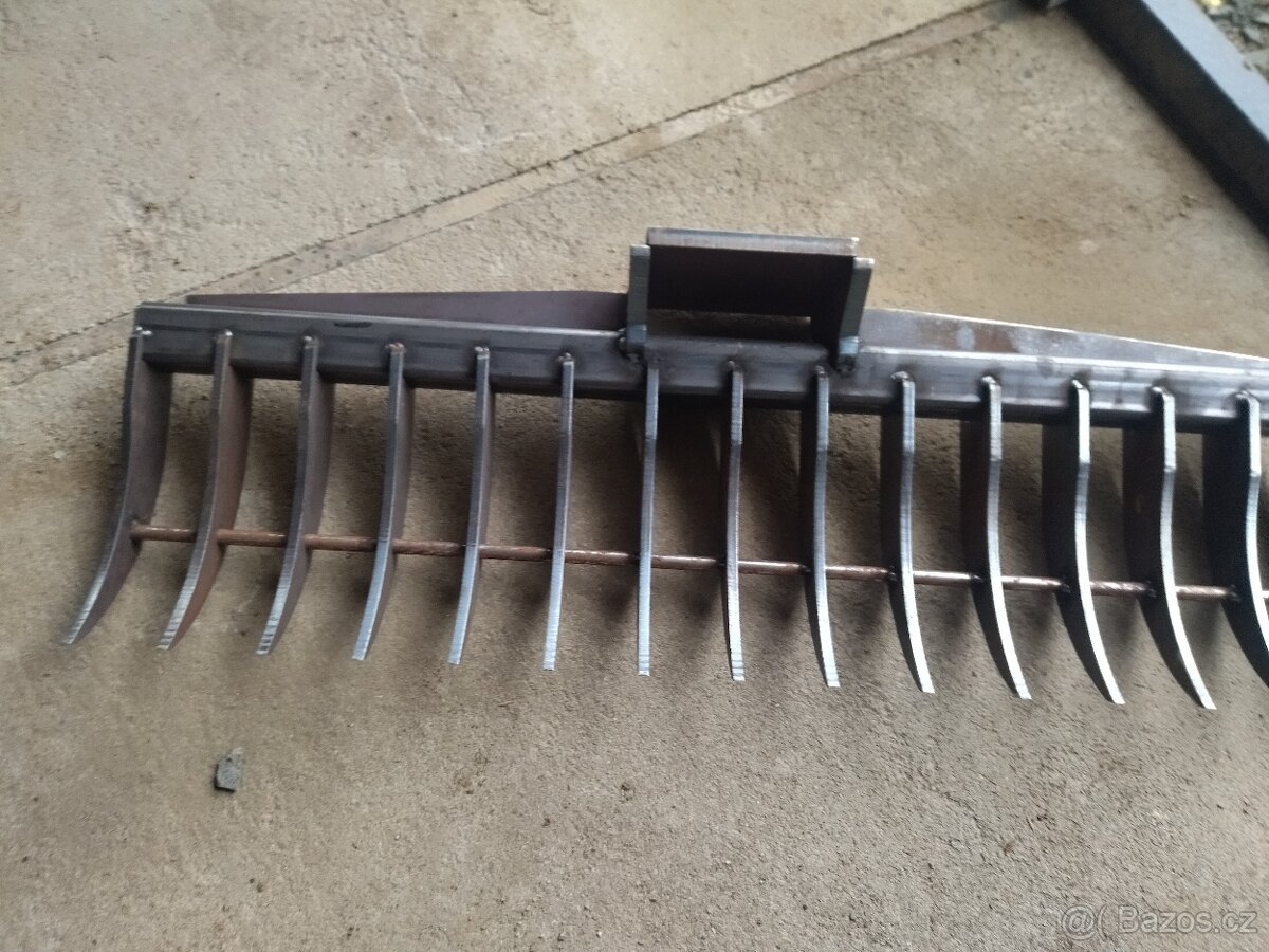 příslušenství k bagrům,trny,prosívací lžíce,hrábě - 8