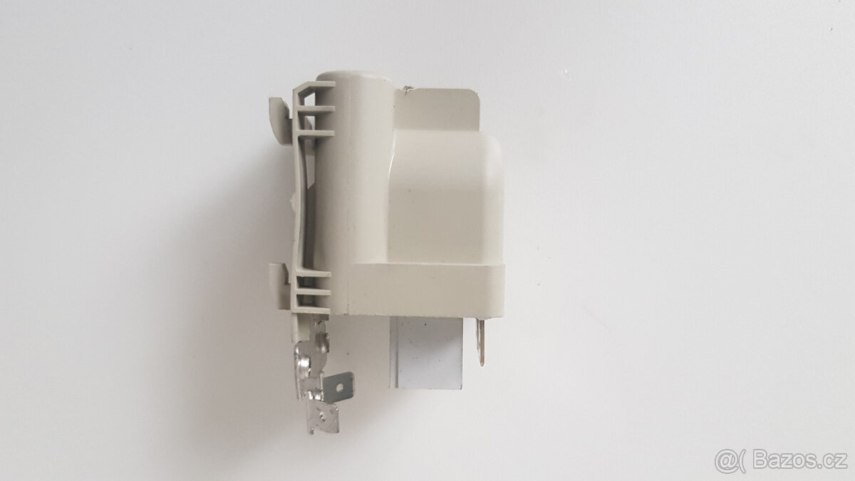 Náhradní hadičky k pračce Whirlpool AWO/C 6304 - 8