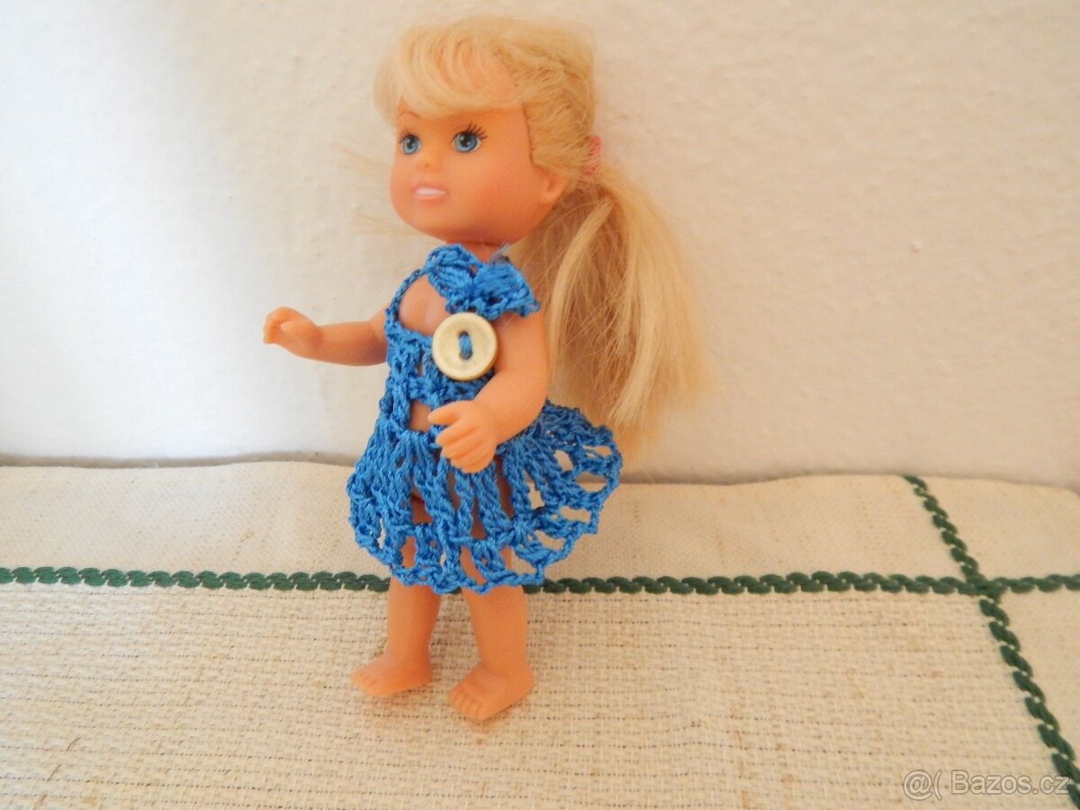 Ruční práce háčkované šatečky pro Evičku - Barbie - 8