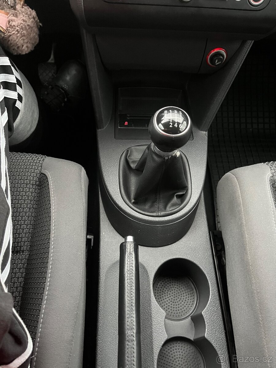 Prodám Touran 1.6tdi 77kw - 8