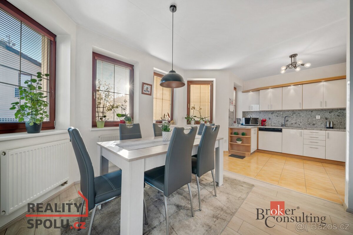 Prodej, domy/rodinný, 210 m2, Horní 253/30, 50002 Hradec Krá - 8