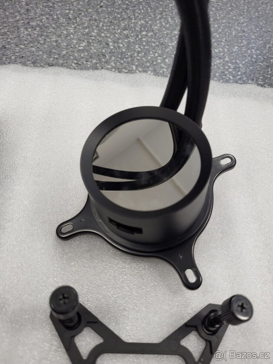 Vodní chlazení NZXT Kraken 240 displej # ZÁNOVNÍ - 8