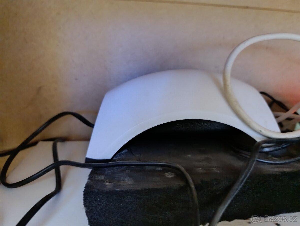 Prodám akvárium cca 200l - 8