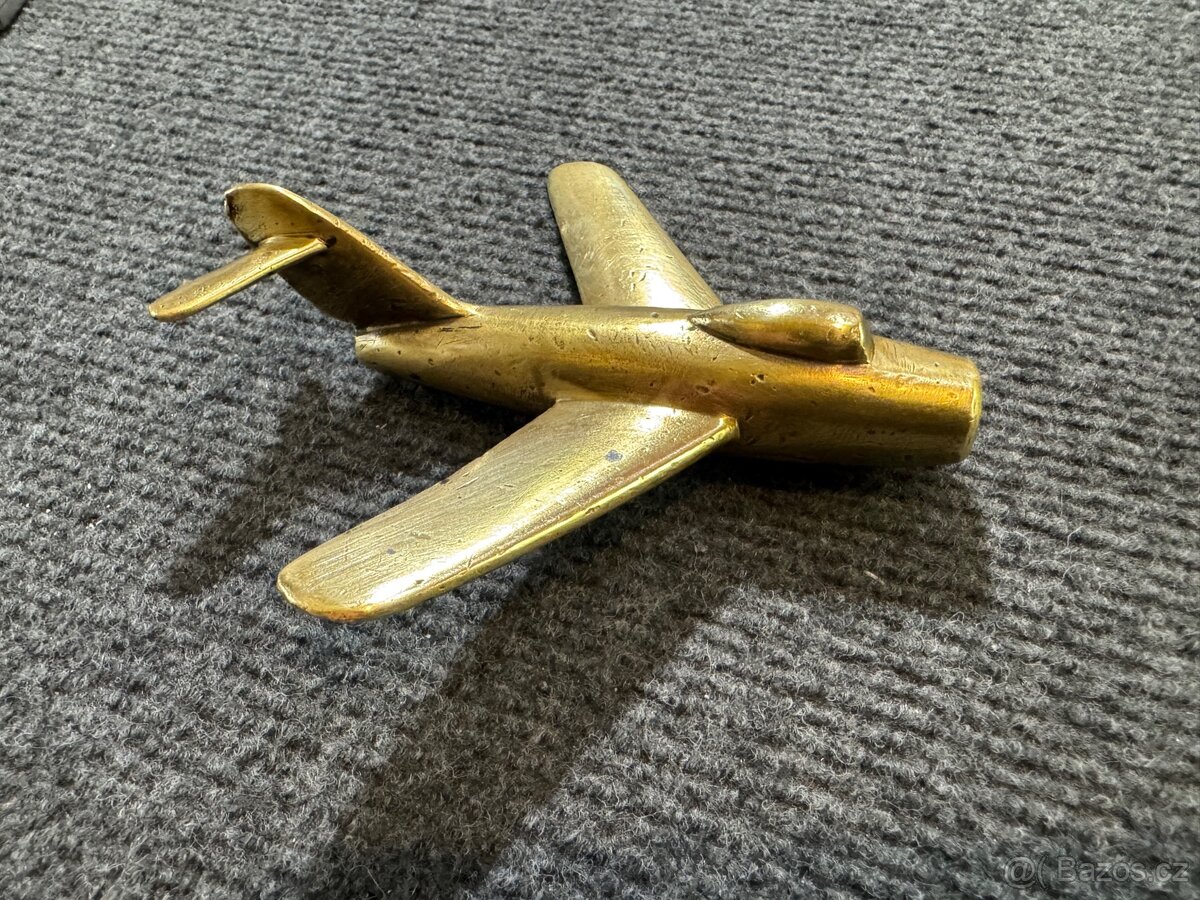 Mosazné letadlo - 8