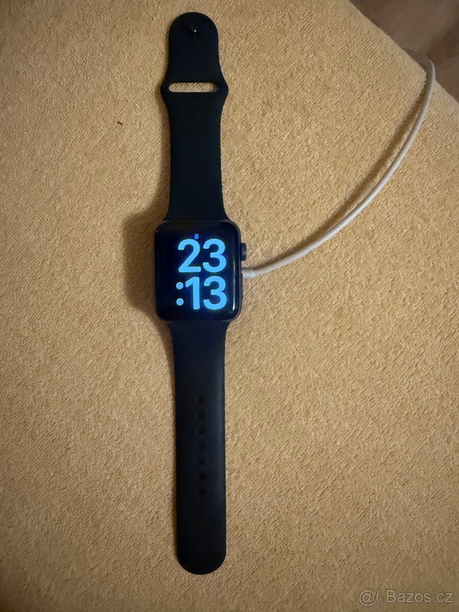 Apple Watch Series 3 42 mm hliník - 8