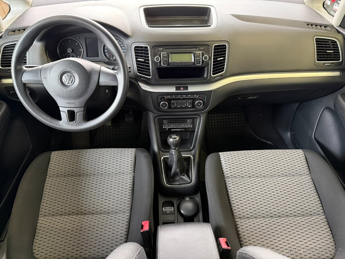 Volkswagen Sharan 2.0 TDI 103 kW 7míst, tažné - 8
