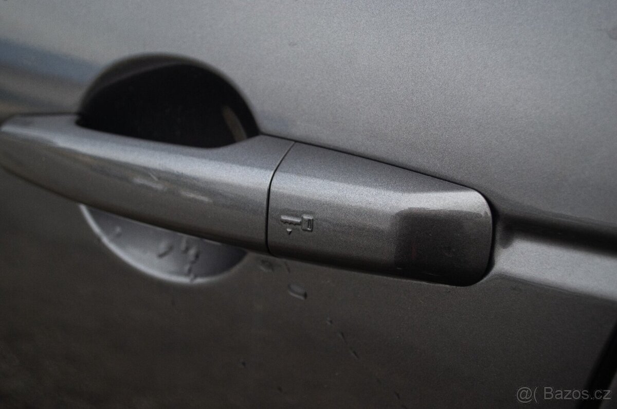 Land Rover Discovery Sport 2.0L TD4 SE AT - 8