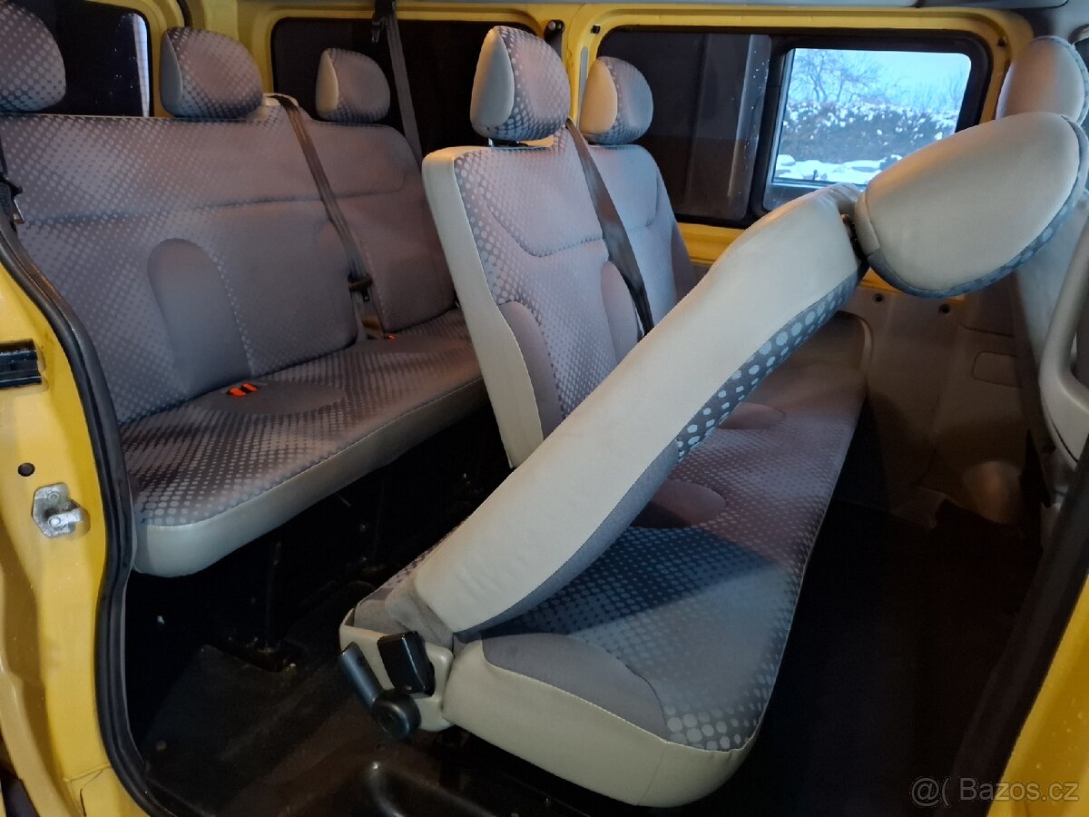 Renault Trafic Passenger -Long 2.0 dCi 84 kw, - 8