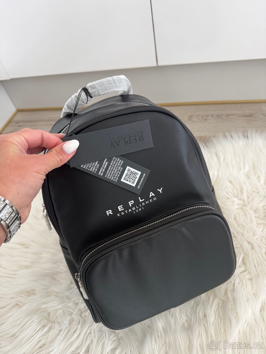 Dámský, černý batoh Replay - nový - 8
