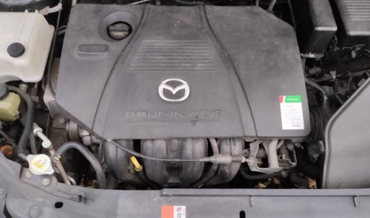 Mazda 5 - 8