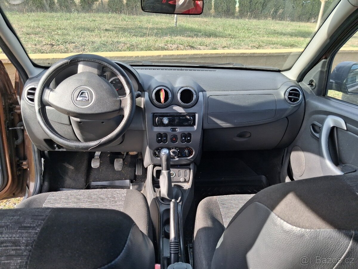 Dacia Duster 1.6, nájezd.orig. 95.000 km - 8