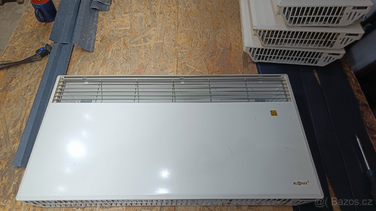 Přímotopy - na zeď komplet s držáky - 8