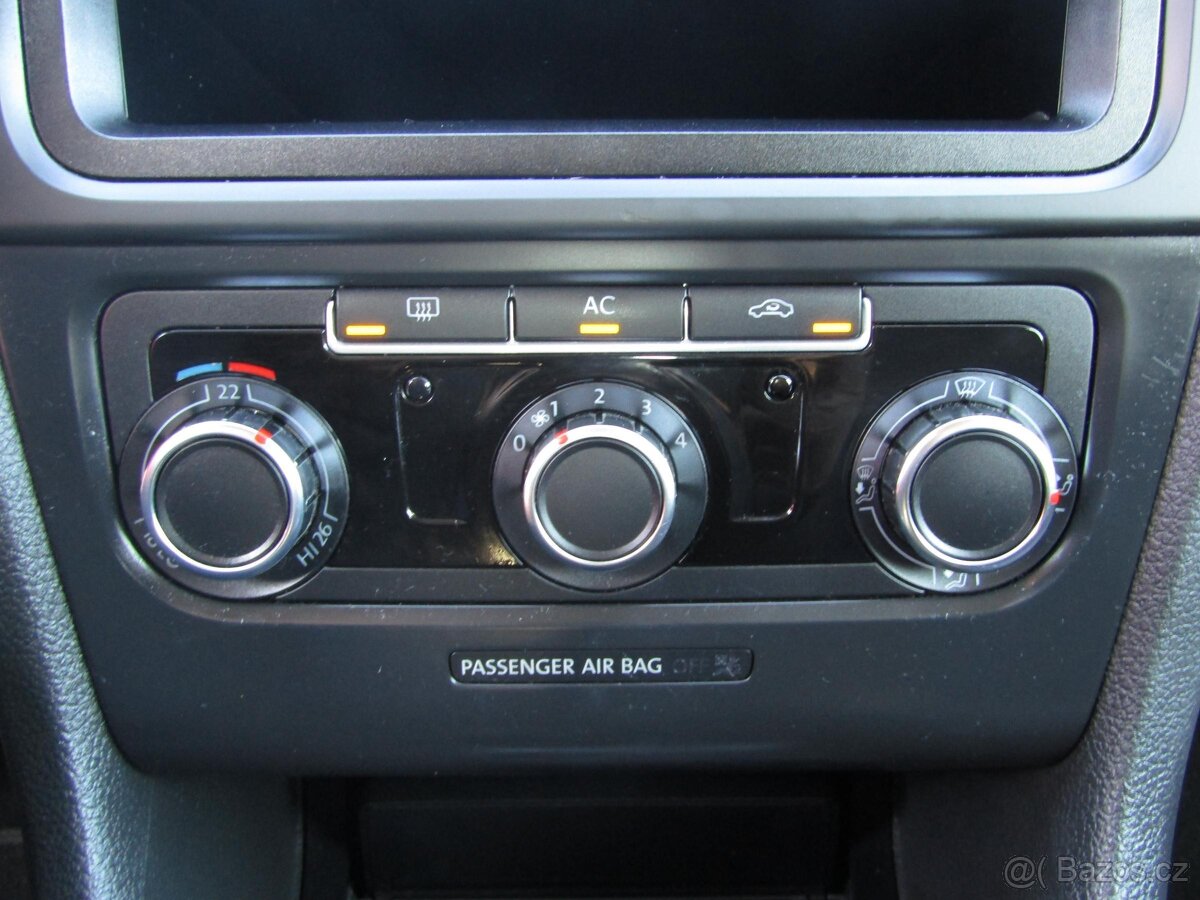 Volkswagen Golf 1.4 16V , 59 kW benzín, 2009 - 8