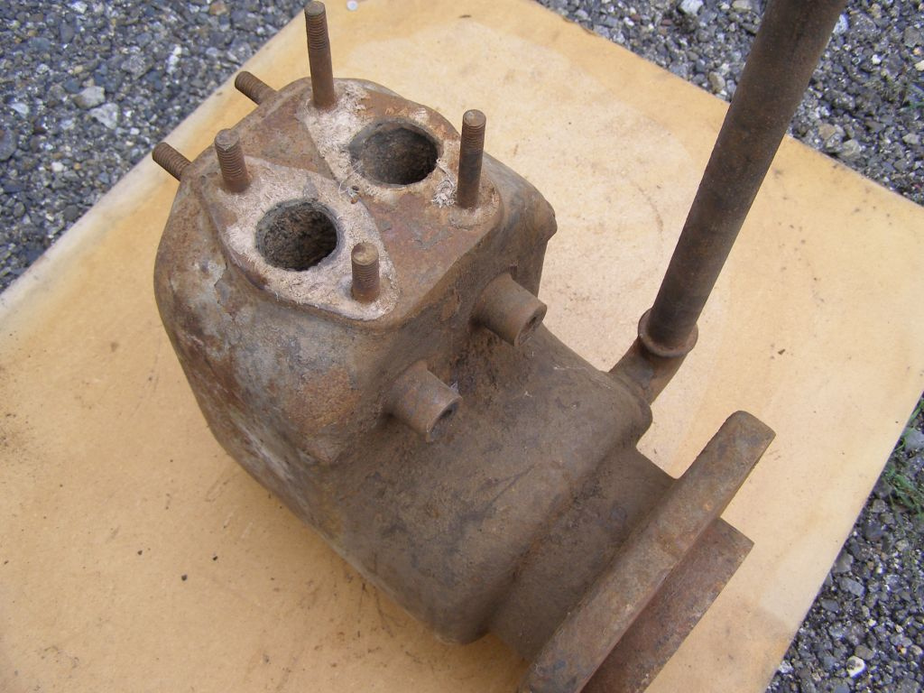 Prodám válec ze stabilního motoru Slavia - 8