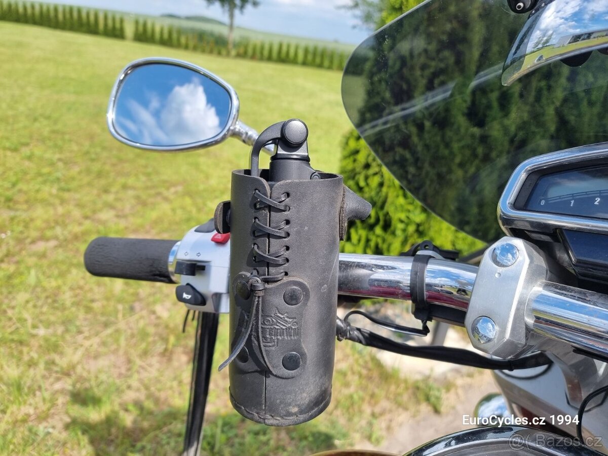 Suzuki Intruder M1800R - 8