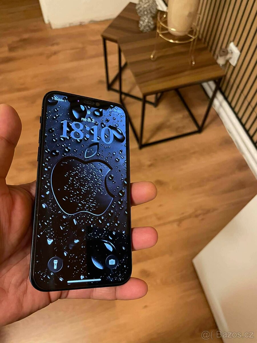 IPhone 12 - 8