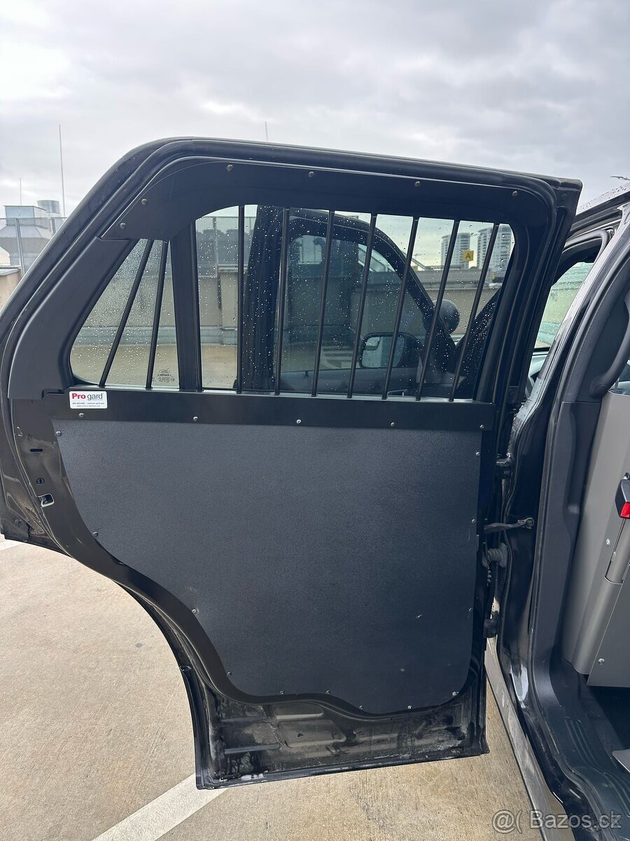 🚨 POLICAJNÝ ŠPECIÁL FORD EXPLORER INTERCEPTOR 2019 z USA - 8