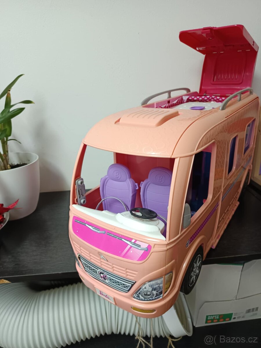 Barbie karavan - 8