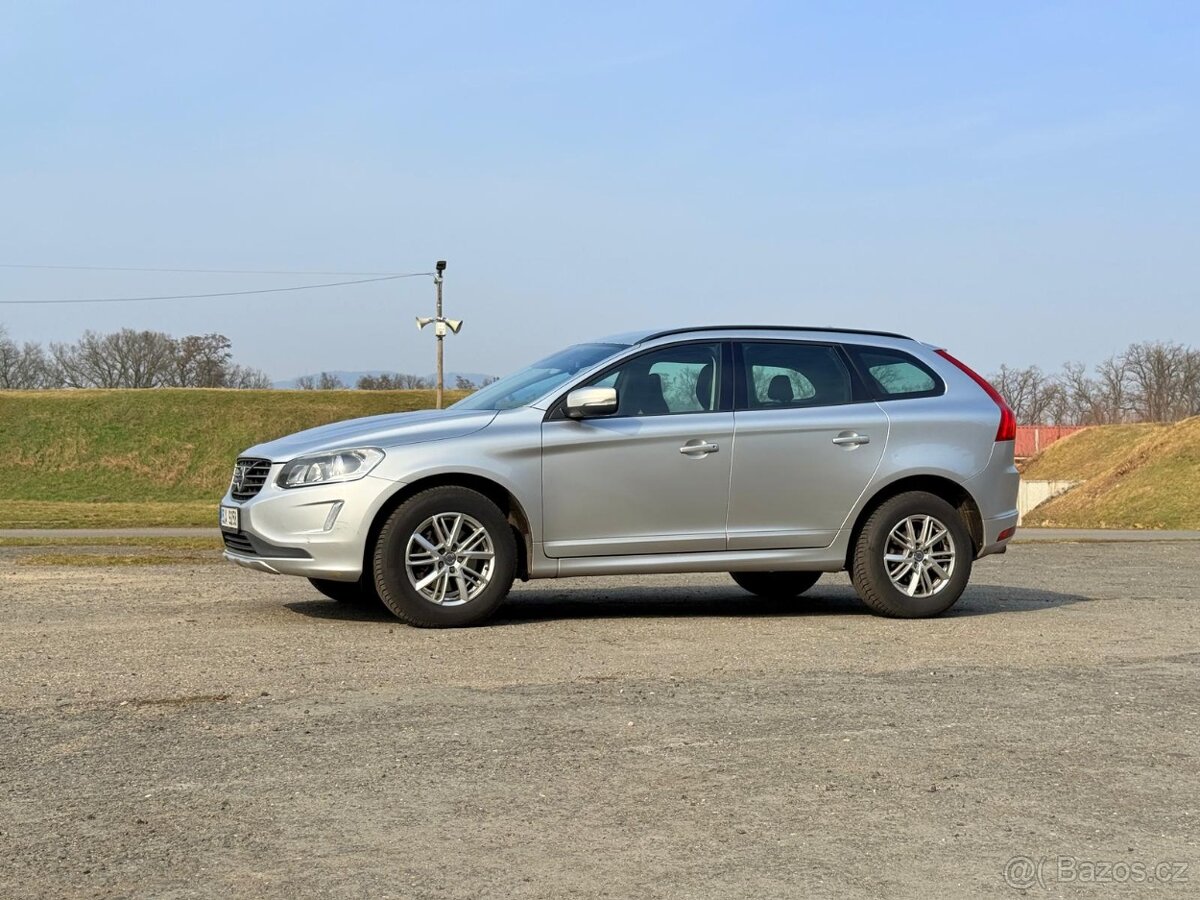 VOLVO XC60 - 8