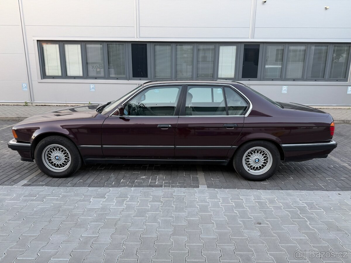 BMW 750i E32 V12, r.v. 1992 - 8