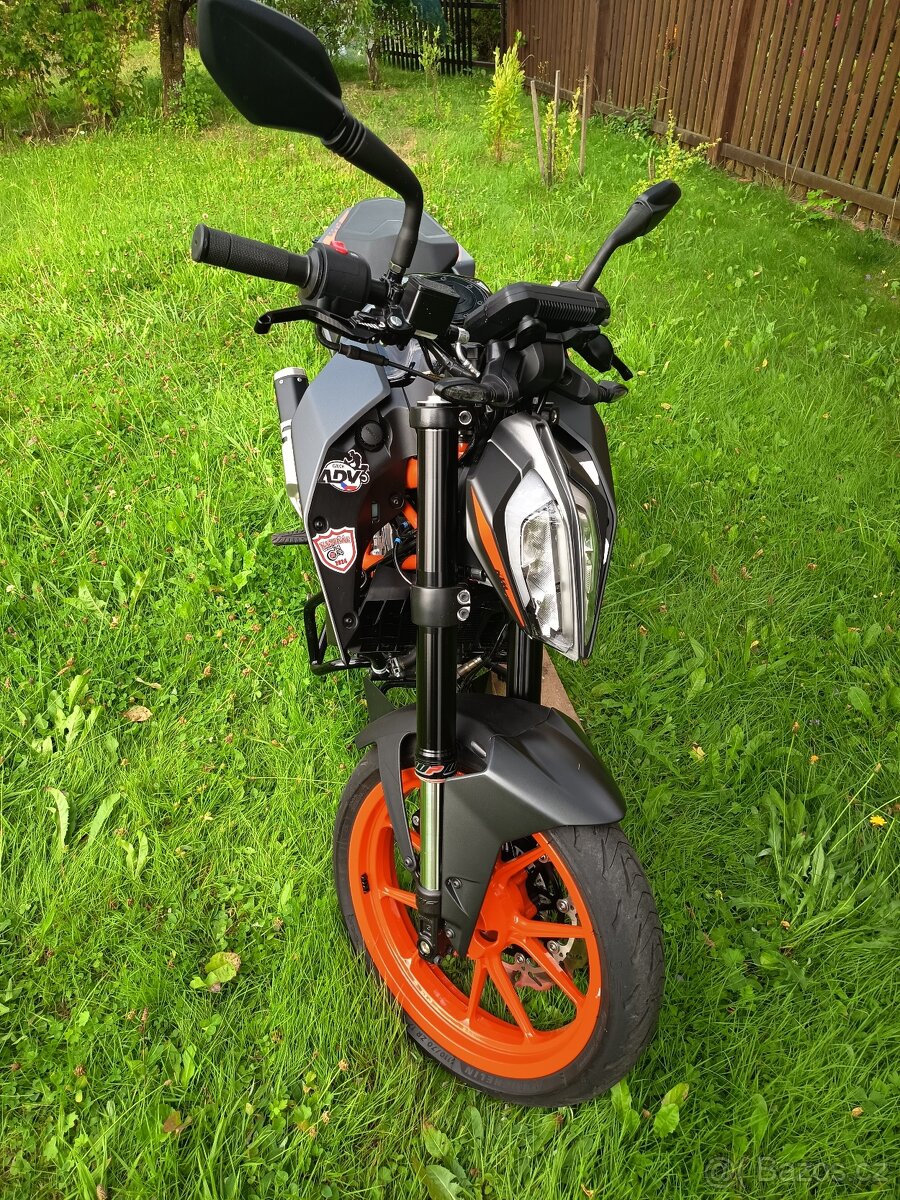 KTM Duke 125 2022 - 8